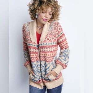 Cabi Highlands Cardigan. Size S.